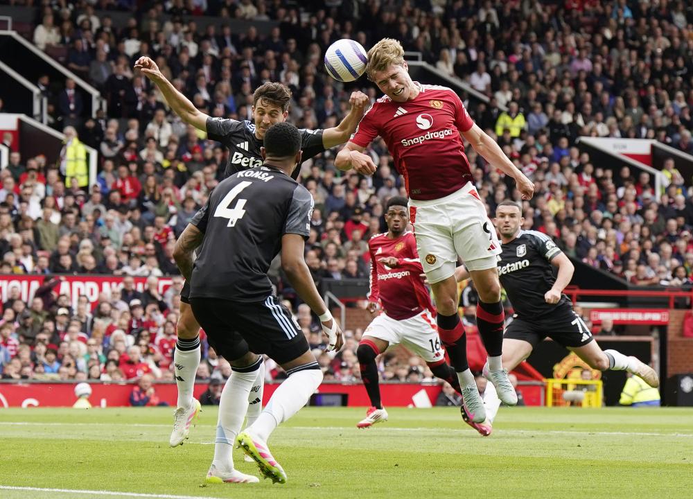 扮演奇兵但未能救主！张知垚替补12中6拿到14分6板2助 抢3前场板